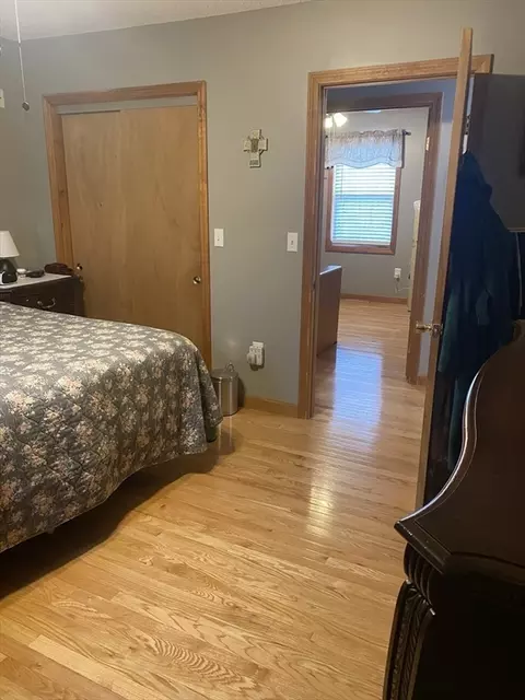 699 Valentine St, Fall River, MA 02720 photo 26