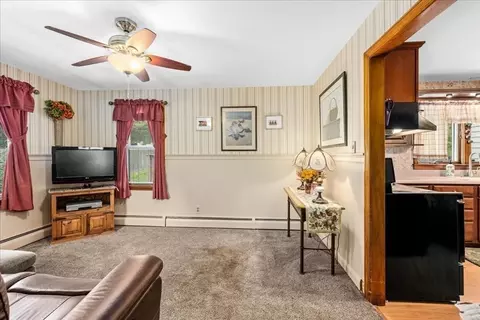 22 Hough Rd, Sutton, MA 01590 photo 8