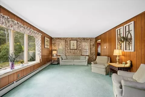22 Hough Rd, Sutton, MA 01590 photo 9
