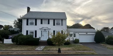 9 Frothingham St, Milton, MA 02186