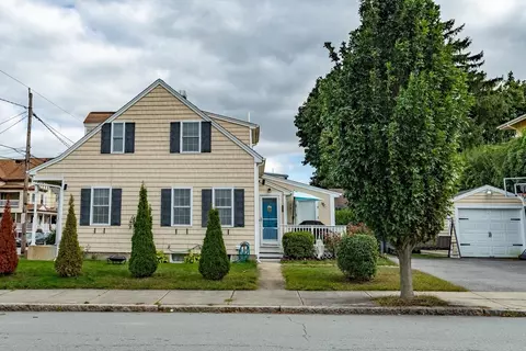 57 Stanley St, Fall River, MA 02720 photo 2