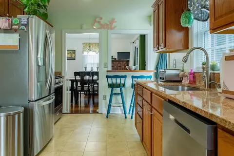 57 Stanley St, Fall River, MA 02720 photo 8