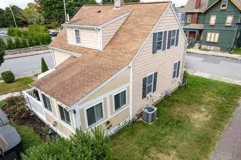 57 Stanley St, Fall River, MA 02720 photo 3