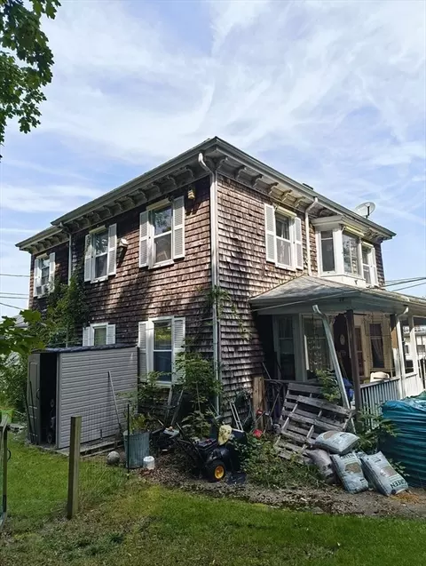 Exterior - 140 Main St, Wareham, MA 02571 photo 1 of 8