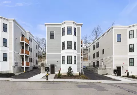 281 Lamartine St, Boston, MA 02130