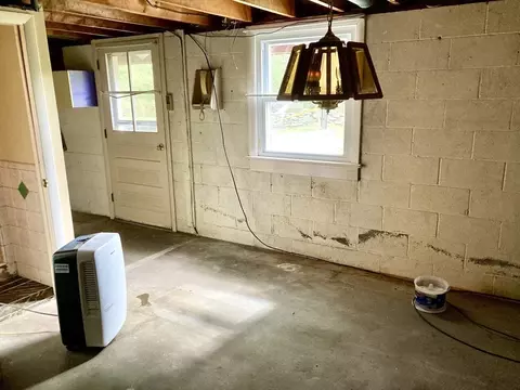 69 Ludlow Rd, Chicopee, MA 01020 photo 20