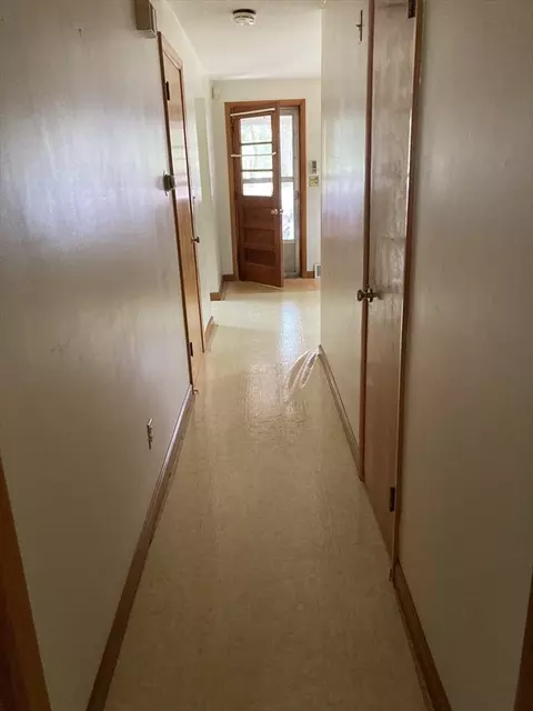 69 Ludlow Rd, Chicopee, MA 01020 photo 14
