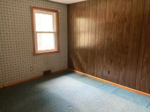 69 Ludlow Rd, Chicopee, MA 01020 photo 10