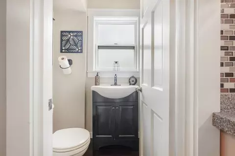 27-29 Blaine St, Fall River, MA 02723 photo 33