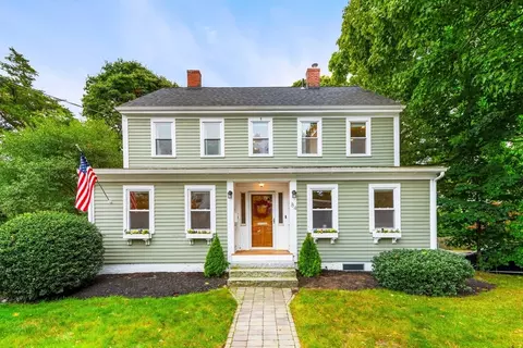 84 Woburn St, Reading, MA 01867