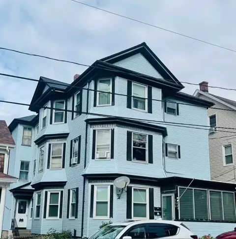 426 Tecumseh St, Fall River, MA 02721