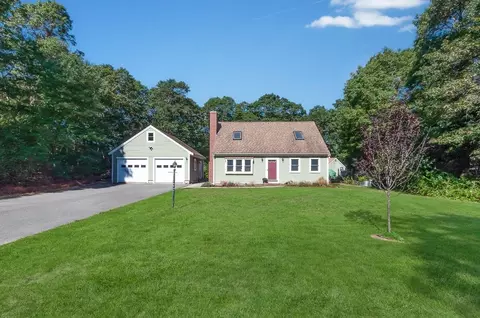 15 Nauset St, Sandwich, MA 02563