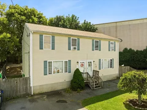10-12 Beach St, Fall River, MA 02721 photo 2