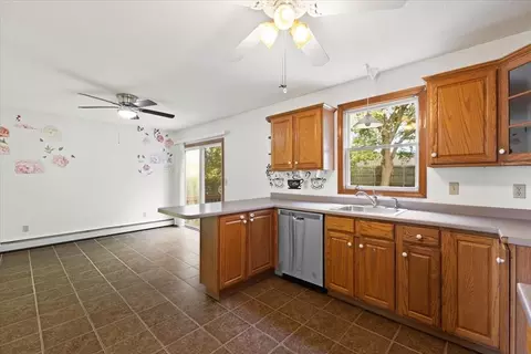 10-12 Beach St, Fall River, MA 02721 photo 32