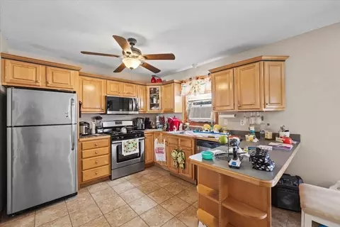 10-12 Beach St, Fall River, MA 02721 photo 16