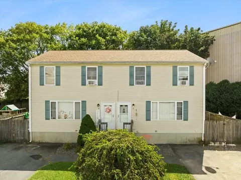10-12 Beach St, Fall River, MA 02721