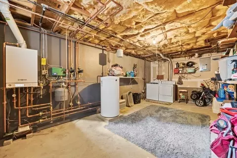 10-12 Beach St, Fall River, MA 02721 photo 19