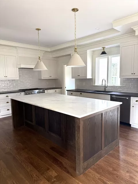 39 Everett Ave, Winchester, MA 01890 photo 12
