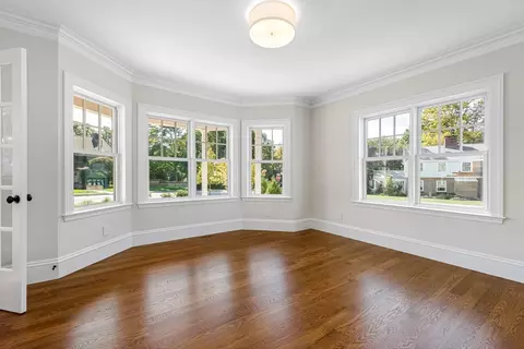 39 Everett Ave, Winchester, MA 01890 photo 8