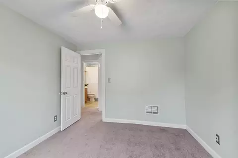 Bedroom - 18 Elm Rd, Everett, MA 02149 photo 5 of 7