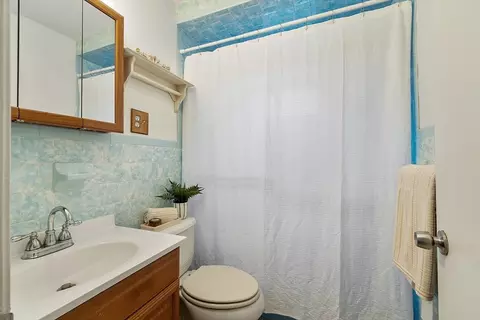 Bath - 18 Elm Rd, Everett, MA 02149 photo 1 of 1