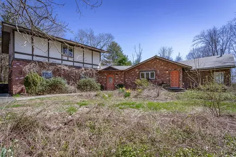 125 Russellville Rd, Southampton, MA 01073