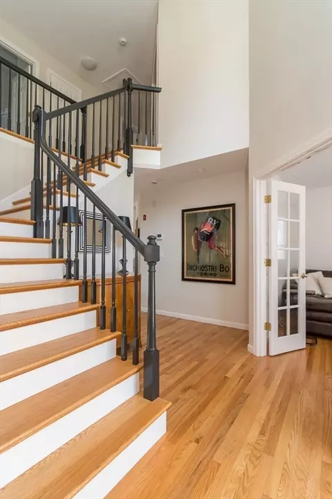 Entry Way - 45 Booth St, Needham, MA 02494 photo 2 of 2