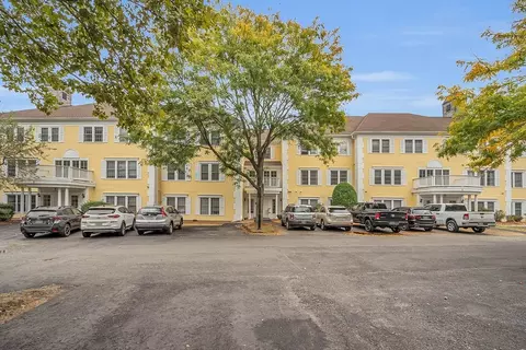 1 Riverview Blvd #3-006, Methuen, MA 01844