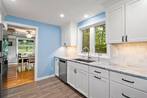 3 Richard Dr, Berlin, MA 01503 photo 9