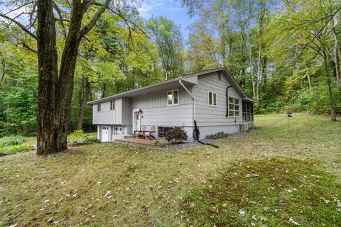 3 Richard Dr, Berlin, MA 01503 photo 4