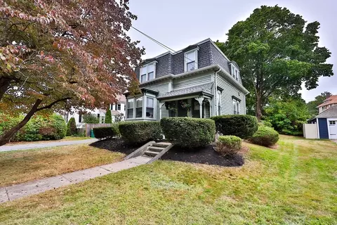 33 Grant St, North Attleboro, MA 02760