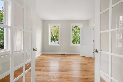 63 Sturtevant St, Beverly, MA 01915 photo 5