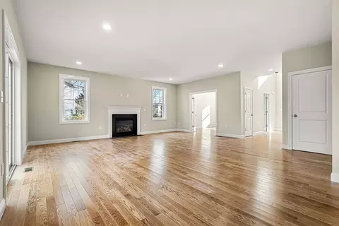 63 Sturtevant St, Beverly, MA 01915 photo 22