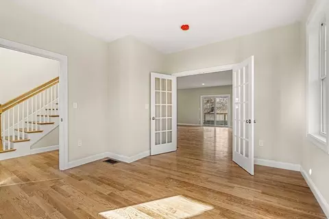 67 Sturtevant St, Beverly, MA 01915 photo 14