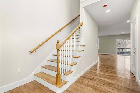 67 Sturtevant St, Beverly, MA 01915 photo 15