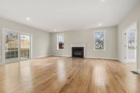 67 Sturtevant St, Beverly, MA 01915 photo 12