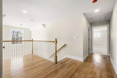 67 Sturtevant St, Beverly, MA 01915 photo 16