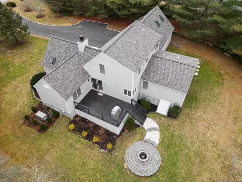 42 Pond St, Barnstable, MA 02655 photo 3