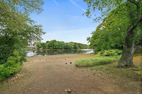 4 Post Ln, Dedham, MA 02026 photo 36