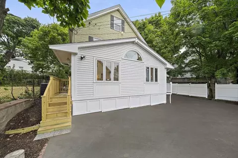 4 Post Ln, Dedham, MA 02026 photo 35