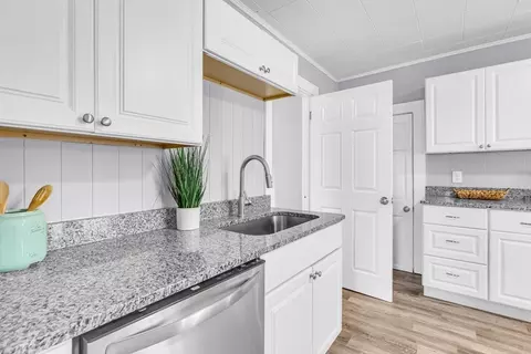 125 Verge St, Springfield, MA 01129 photo 14