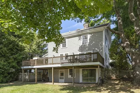 Exterior - 7 Cole St, Beverly, MA 01915 photo 12 of 15