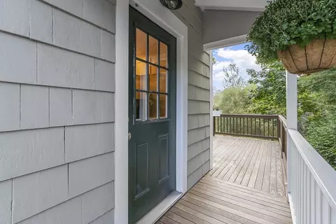 Exterior - 7 Cole St, Beverly, MA 01915 photo 5 of 15