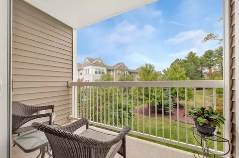 36 Abigail Way #2010, Reading, MA 01867 photo 11