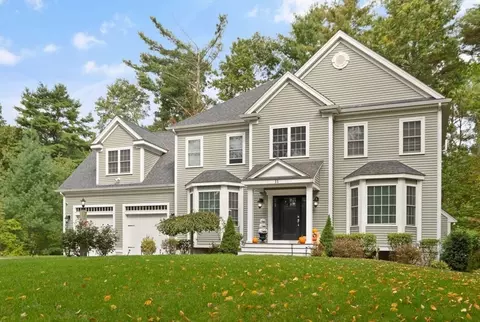 11 Beaver Dam Rd, Easton, MA 02356