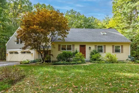 40 Richardson Rd, Boxborough, MA 01719