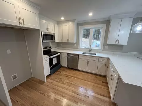 65 Minot Ave, Wareham, MA 02571 photo 5