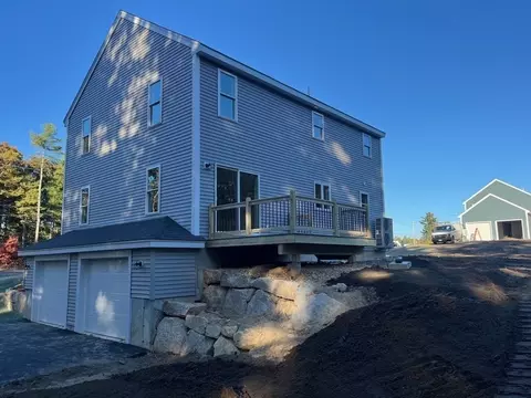 65 Minot Ave, Wareham, MA 02571 photo 2