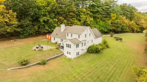 2 S County Rd, Leyden, MA 01301