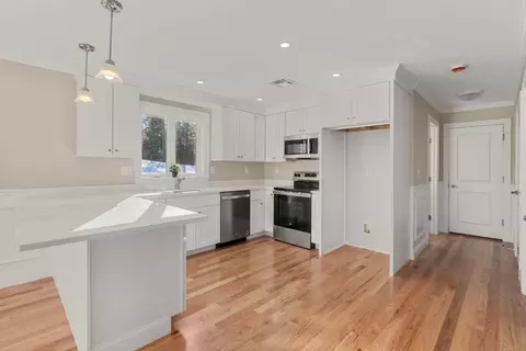 69 Minot Ave, Wareham, MA 02571 photo 9